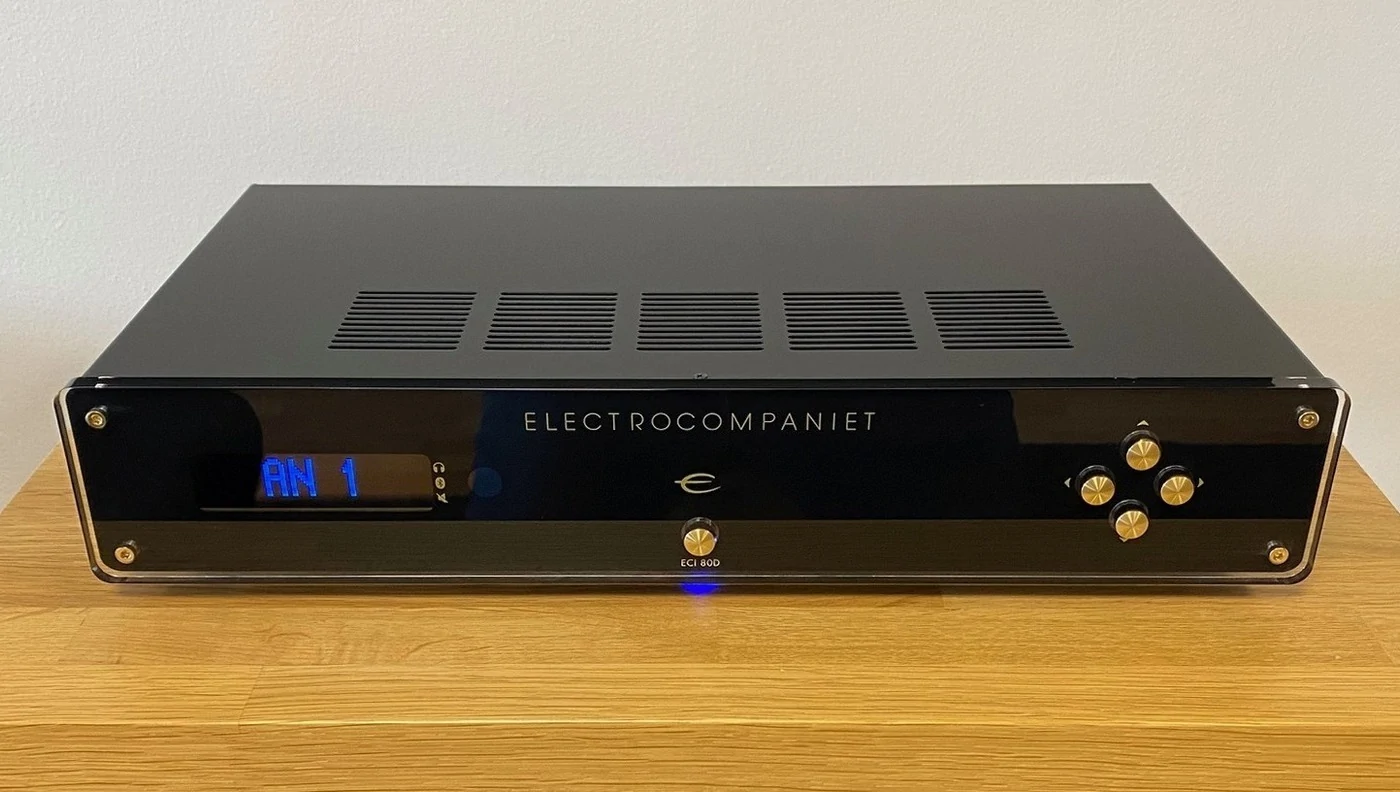Electrocompaniet ECI 80D High-End Audio integrovaný zesilovač, phono/gramofonový MM předzesilovač a převodník/DAC černý