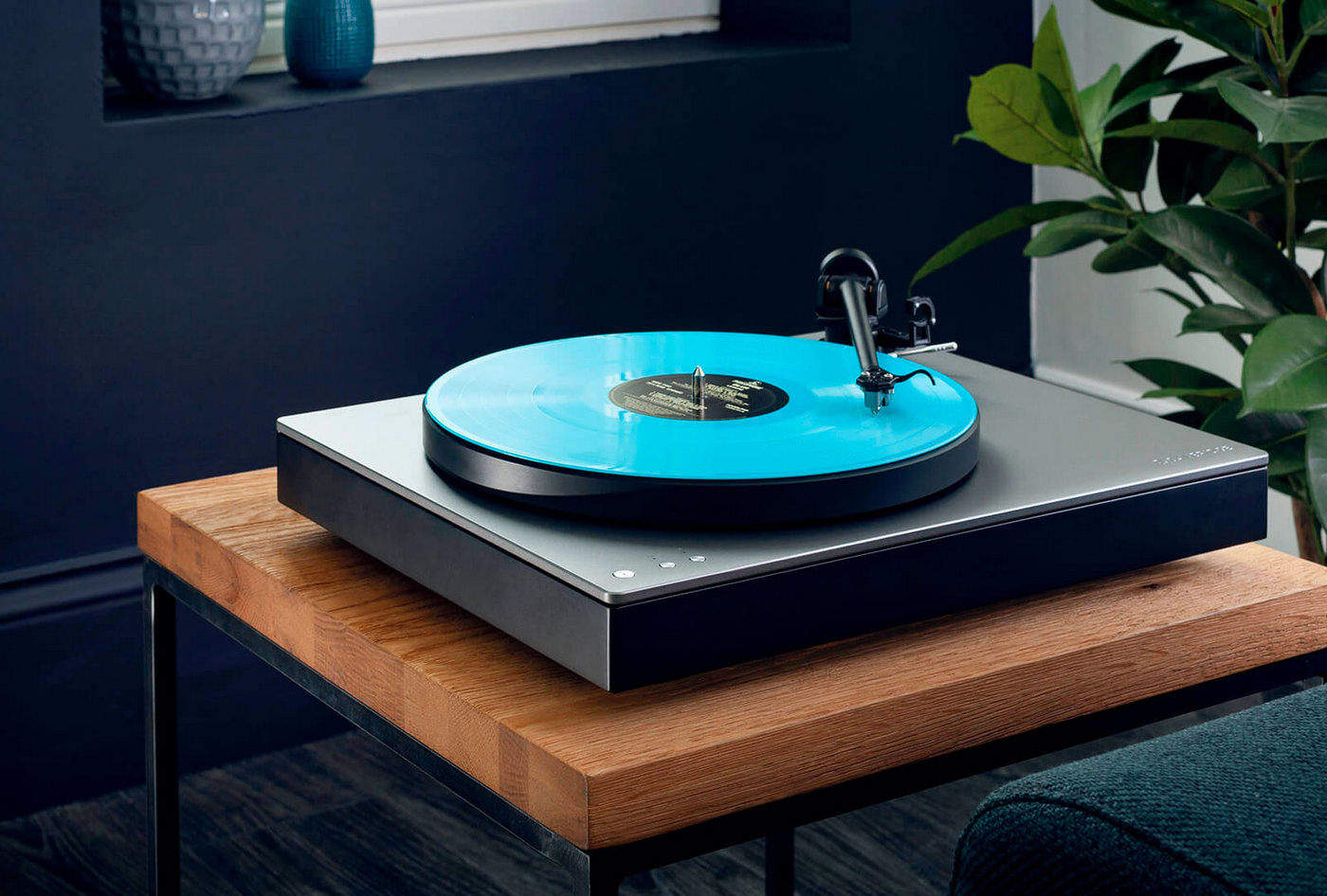 Cambridge Audio Alva TT V2 High-End Audio gramofon bez přenosky
