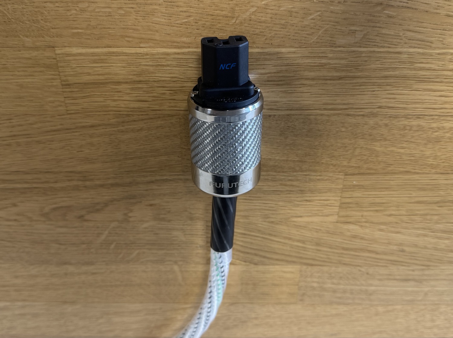 Nordost Valhalla 2 high-endový napájecí kabel C15 NCF 2 m