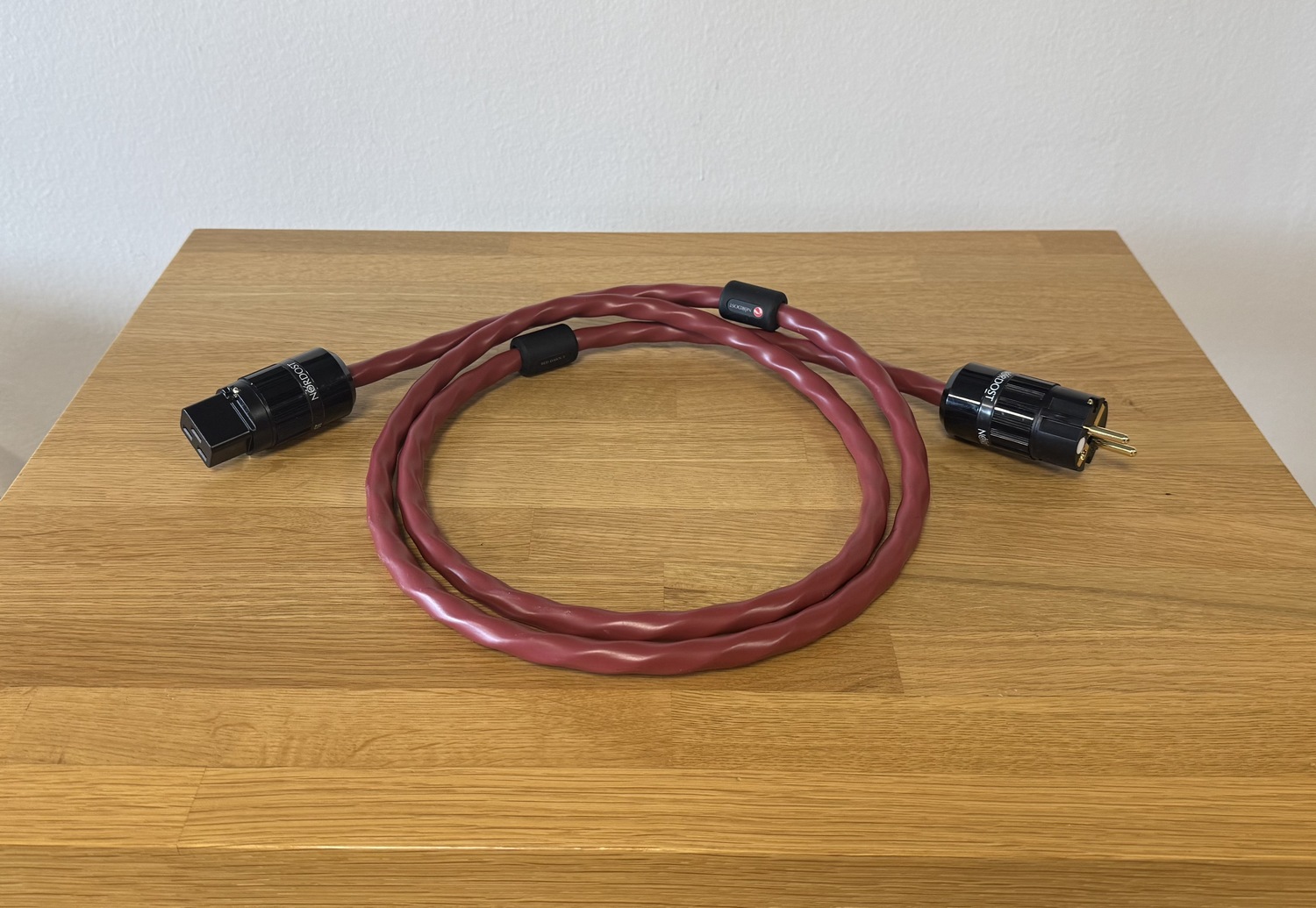 Nordost Red Dawn 3 high-endový napájecí kabel C19 2 m