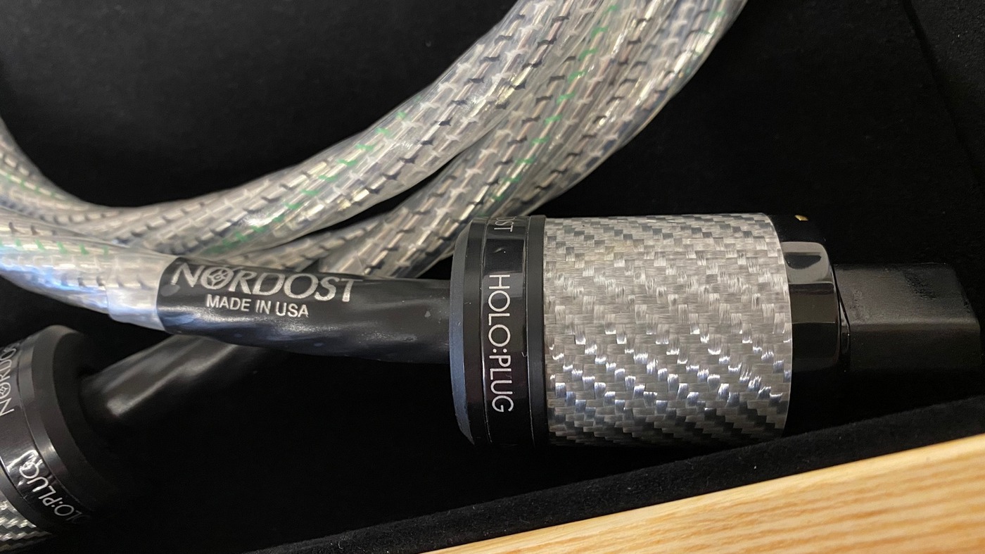 Nordost Valhalla 2 High-End Audio napájecí kabel C15 2 m