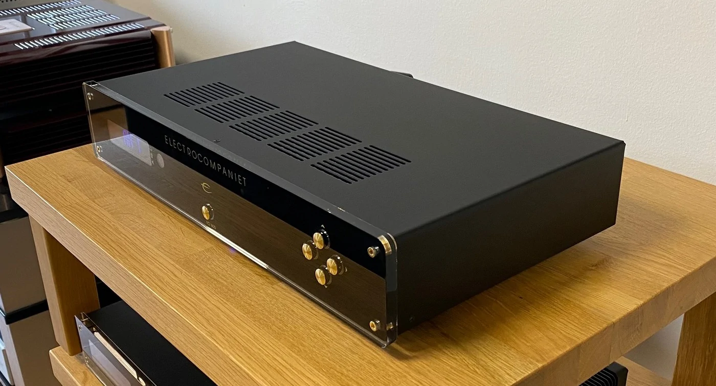 Electrocompaniet ECI 80D High-End Audio integrovaný zesilovač, phono/gramofonový MM předzesilovač a převodník/DAC černý