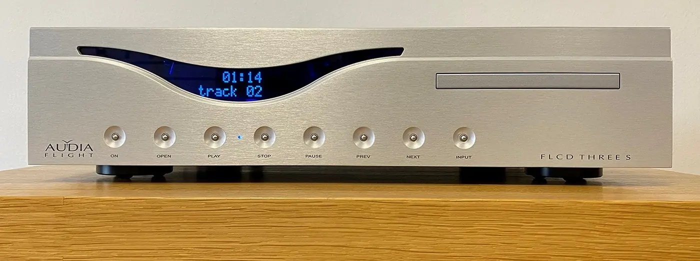 Audia Flight FL CD Three S High-End Audio CD přehrávač + modul digitálních vstupů stříbrný