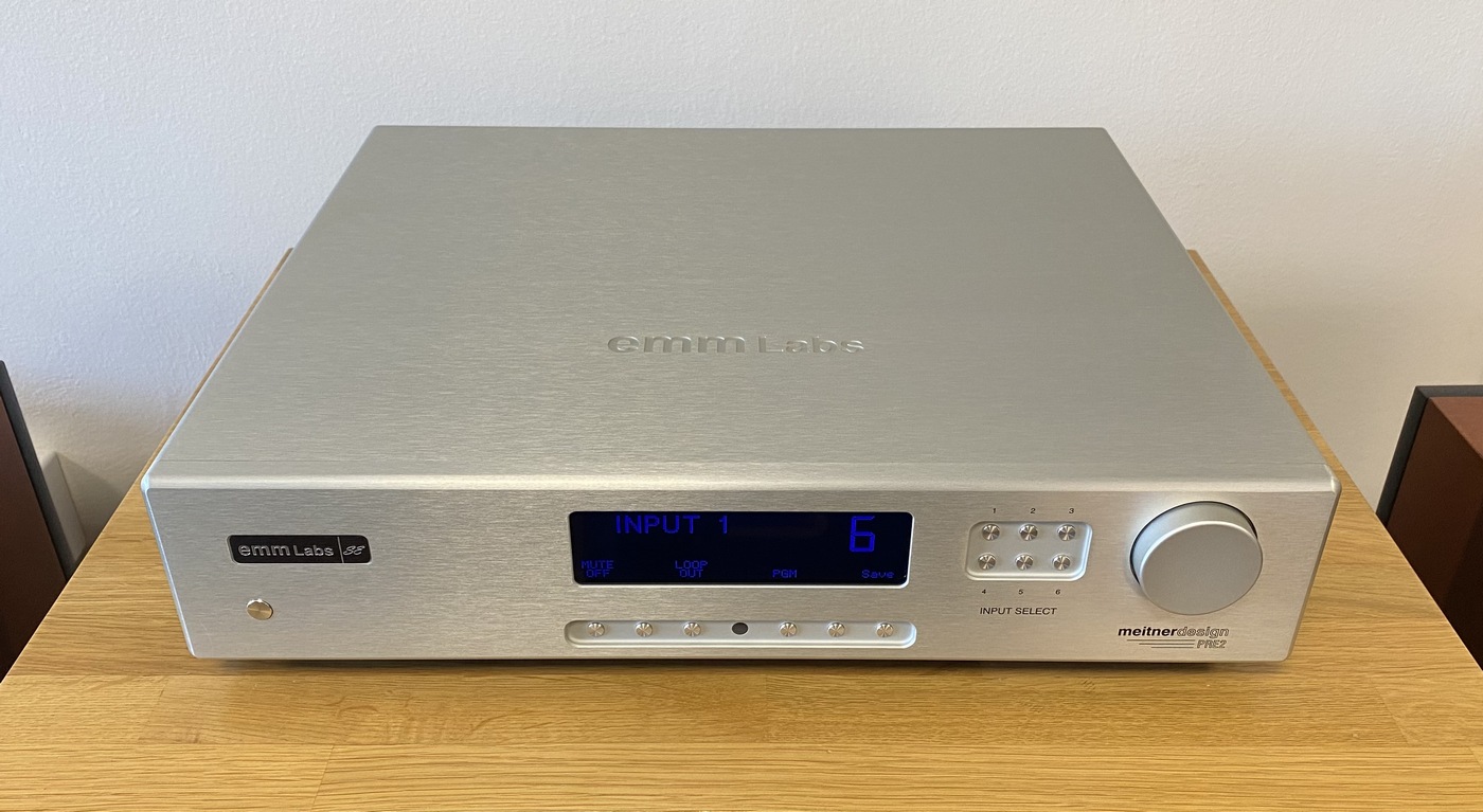 EMM Labs PRE2 High-End Audio referenční analogový předzesilovač stříbrný