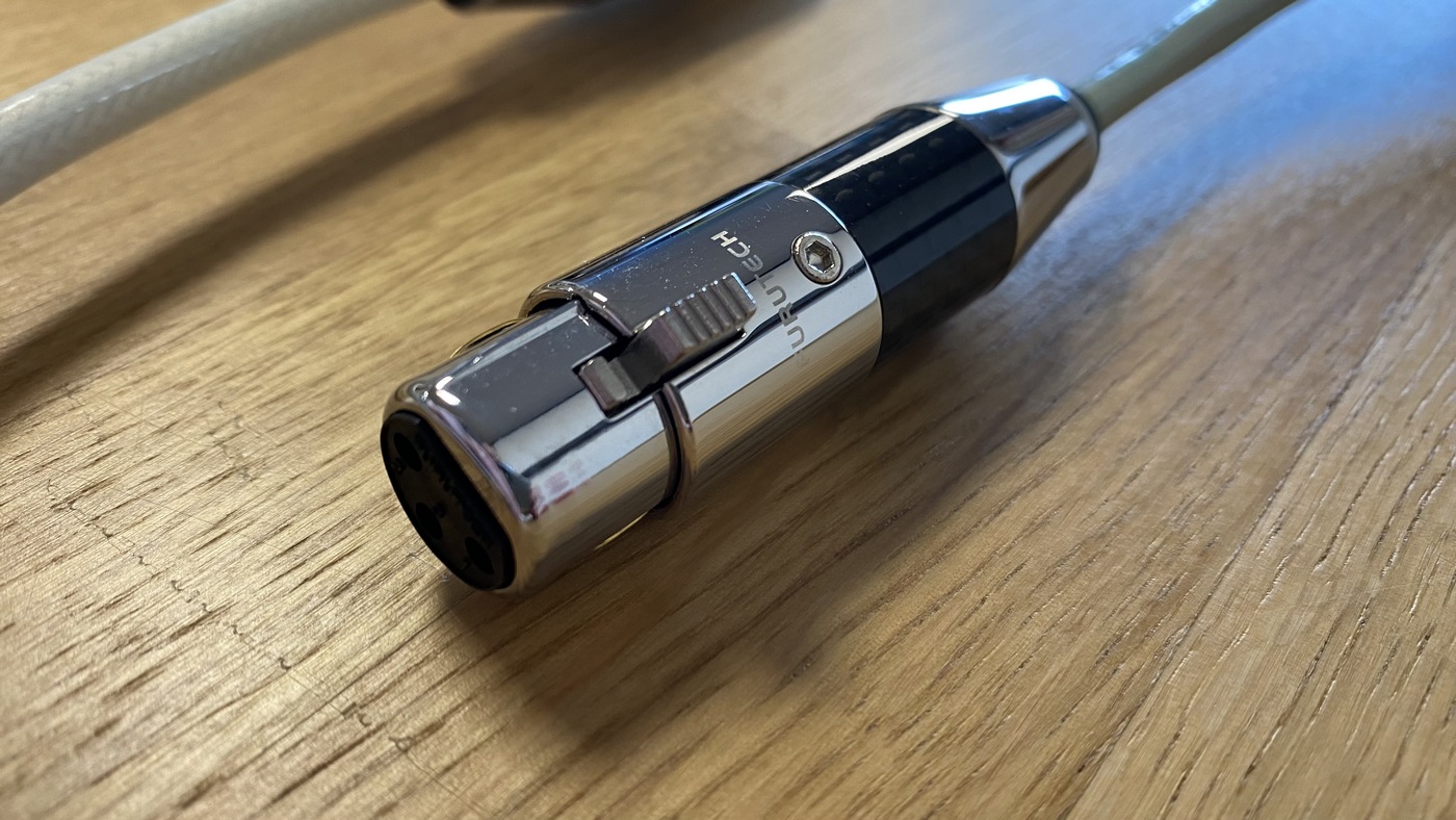 Nordost Valhalla 2 High-End Audio AES/EBU digitalní XLR kabel 1 m