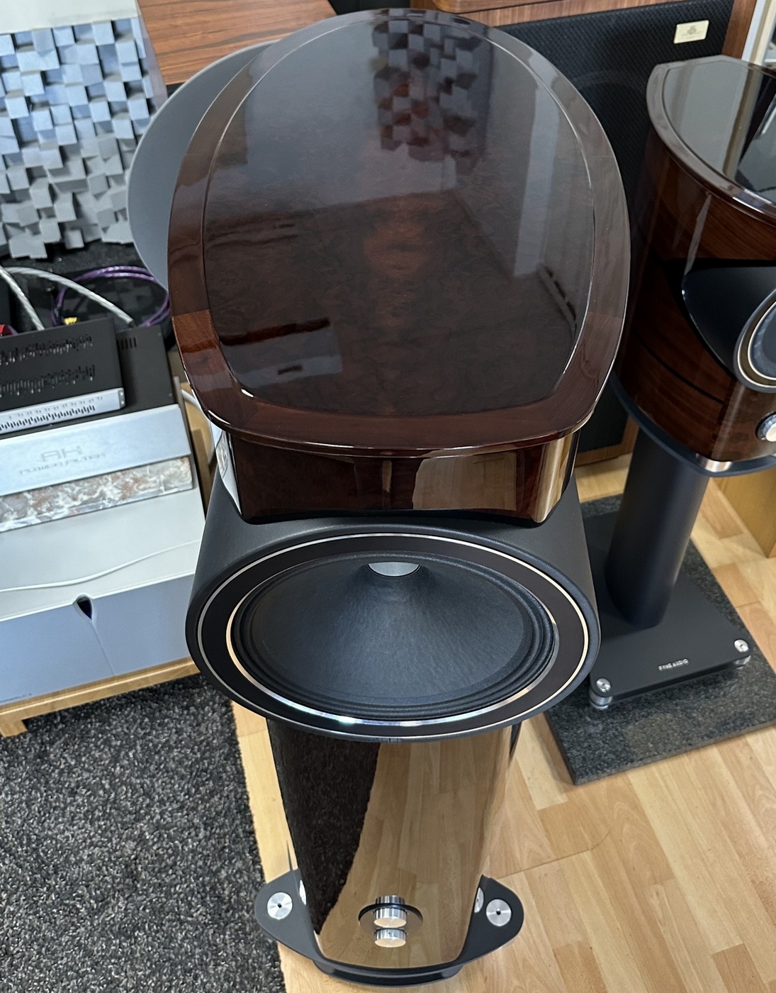 Fyne Audio F1-12 High-End Audio podlahové repro/reproduktory/reprosoustavy klavírní lesk ořech