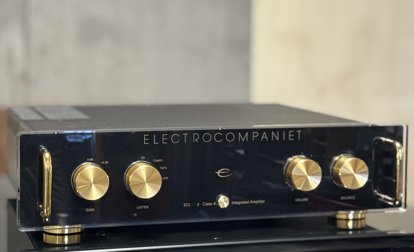 Electrocompaniet ECI-2 High-End Audio integrovaný zesilovač černý