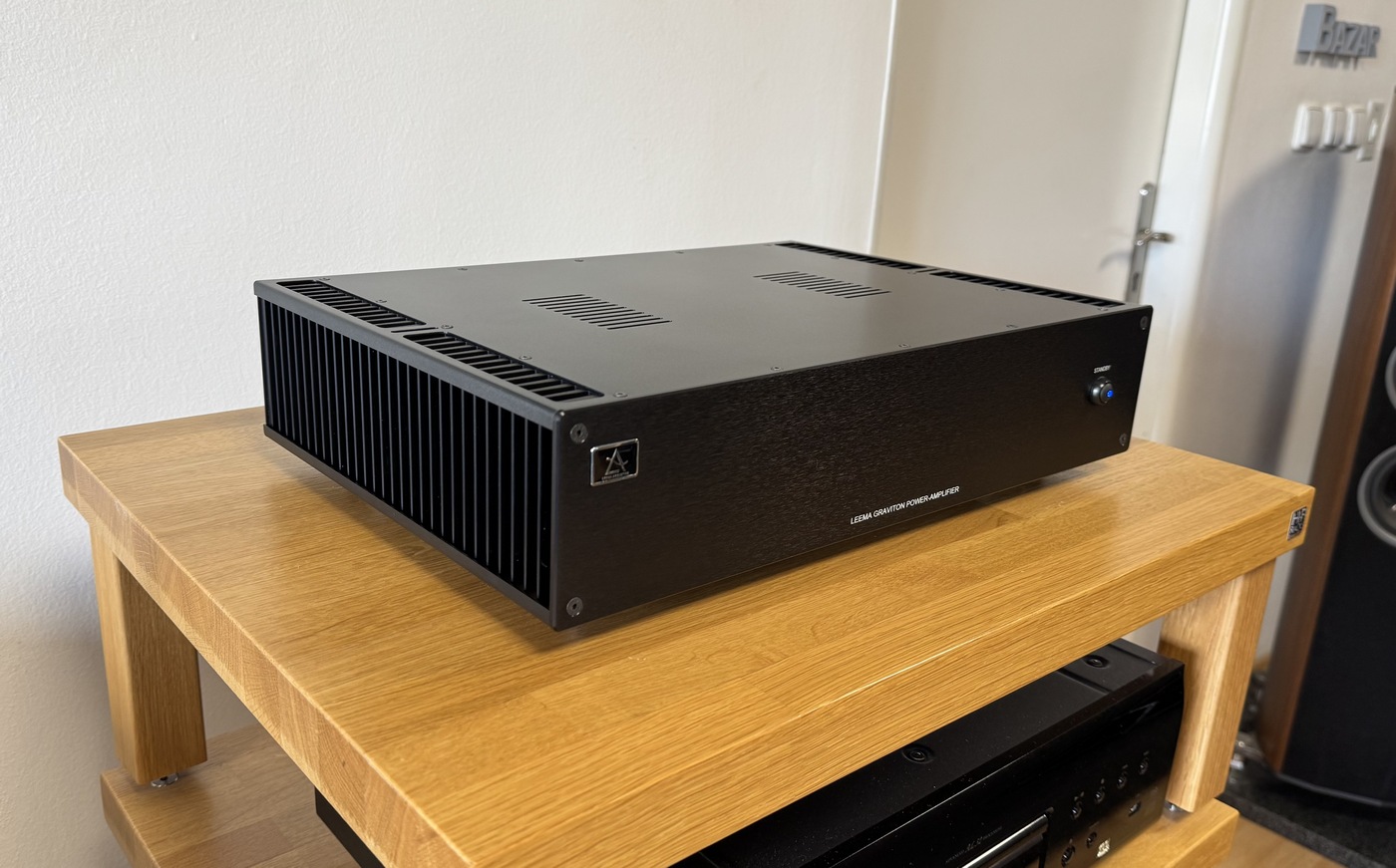Leema Acoustics Graviton High-End Audio koncový stereo zesilovač černý