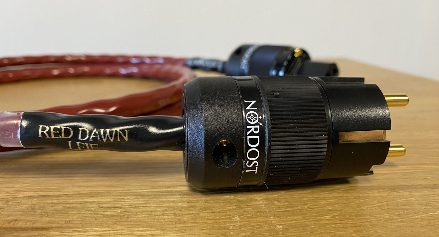 Nordost Red Dawn high-endový napájecí kabel C15 2 m