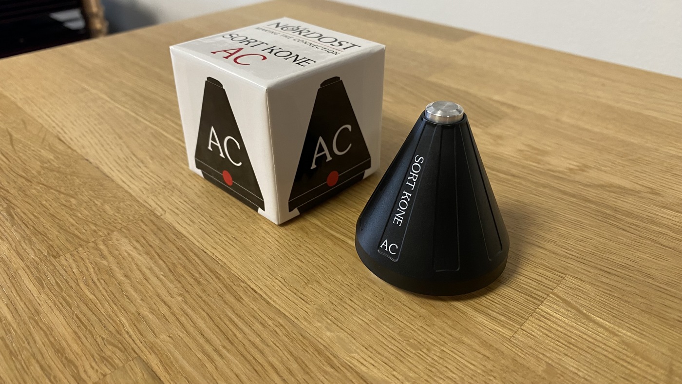 Nordost SORT KONE AC High-End Audio antirezonační podložka