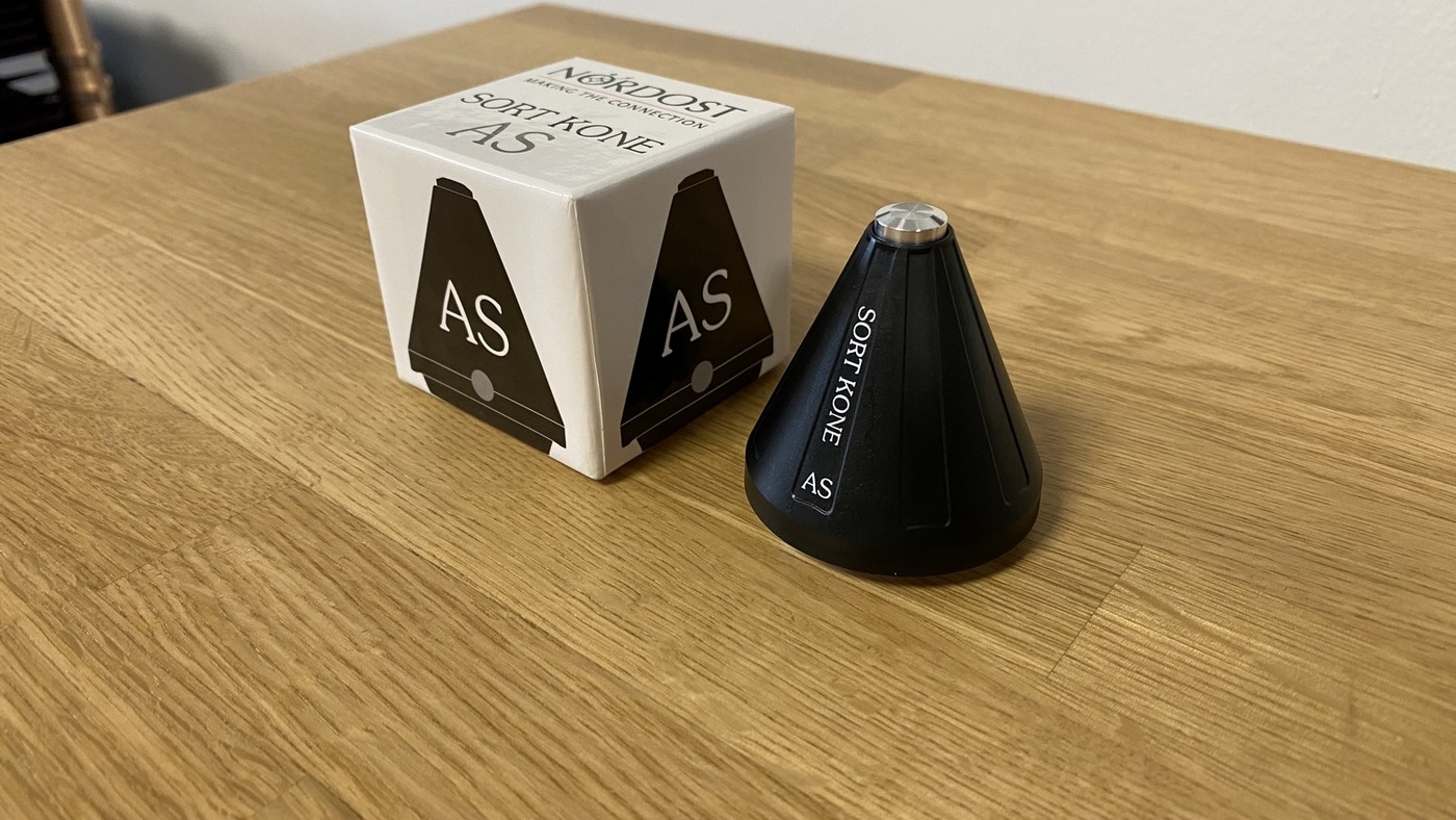 Nordost SORT KONE AS High-End Audio antirezonační podložka