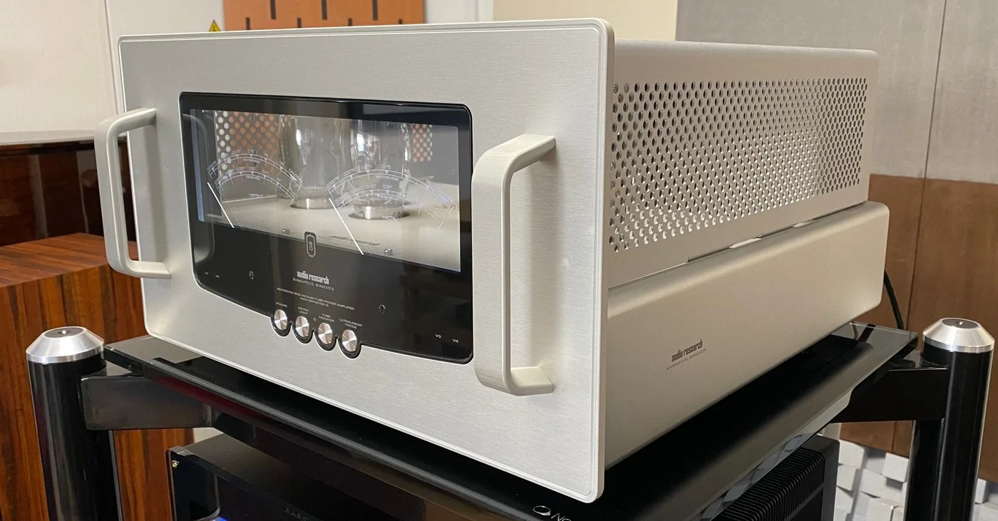 Audio Research Reference 80S High-End Audio lampový koncový zesilovač stříbrný