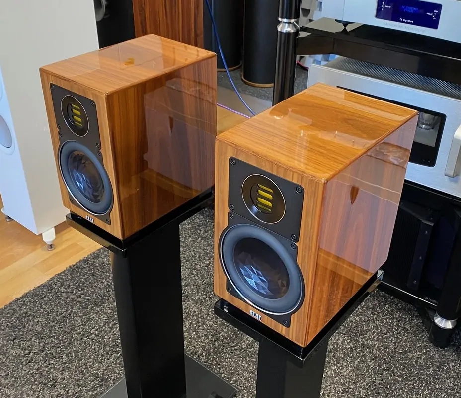 Elac BS 403 High-End Audio regálové/stojanové repro/reproduktory/reprosoustavy lesklý ořech