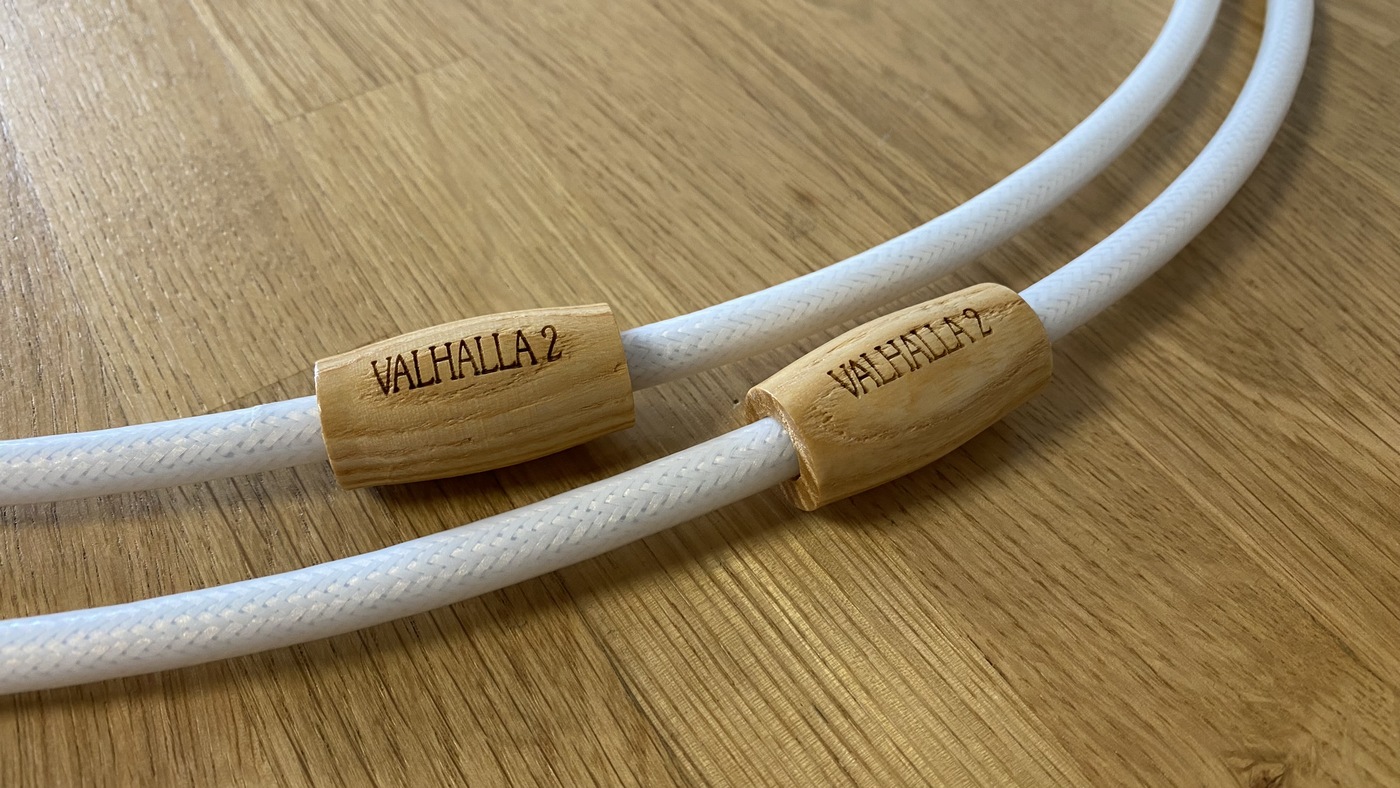 Nordost Valhalla 2 High-End Audio referenční analogový RCA kabel 1 m