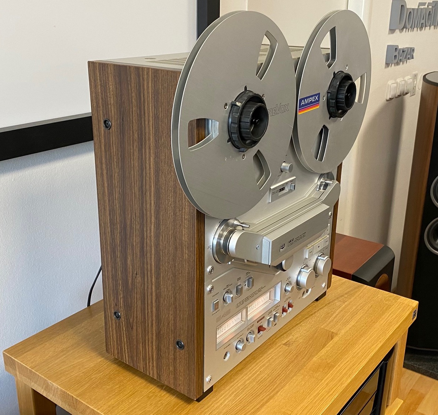 Akai GX-646 Vintage Audio kotoučový/cívkový magnetofon stříbrný/ořech