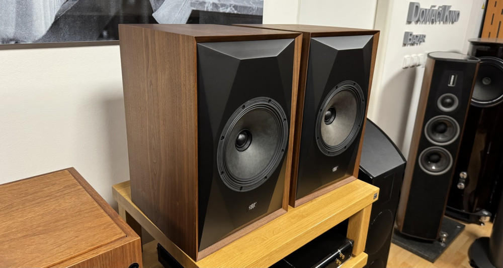 MoFi SourcePoint 8 High-End regálové reprosoustavy 