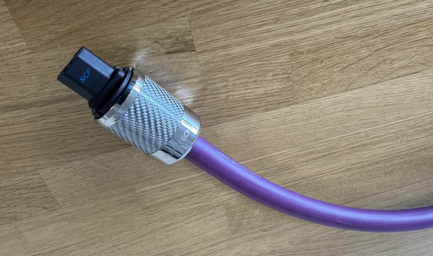 Furutech DPS-4.1 Alpha-OCC-eDUCC high-endový napájecí kabel C15 NCF 1,5 m