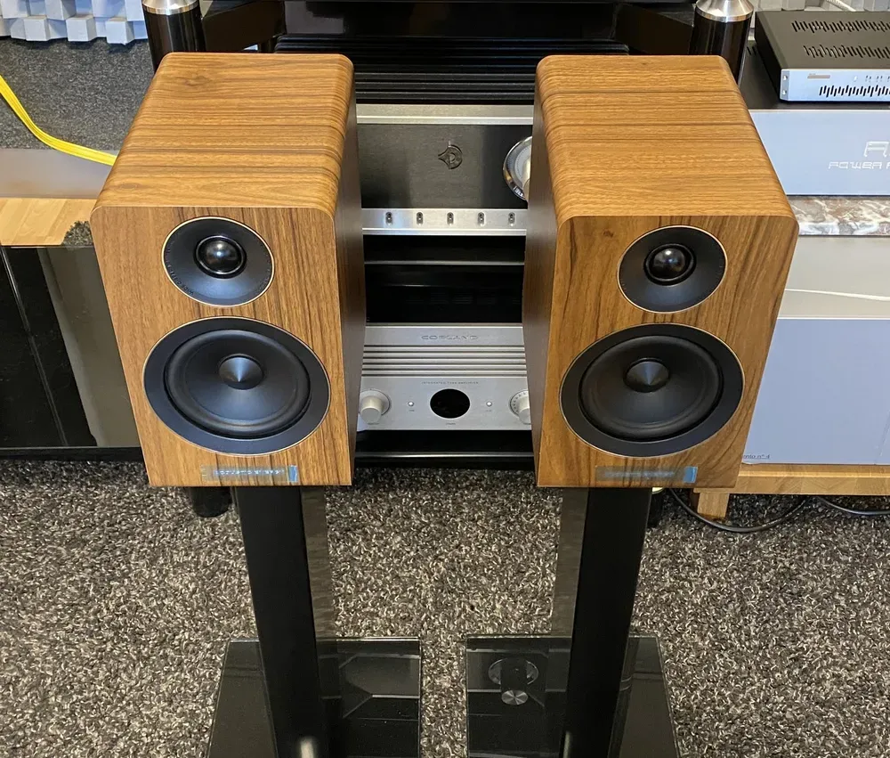 Acoustic Energy AE100 Hi-Fi Audio regálové/stojanové repro/reproduktory/reprosoustavy ořech