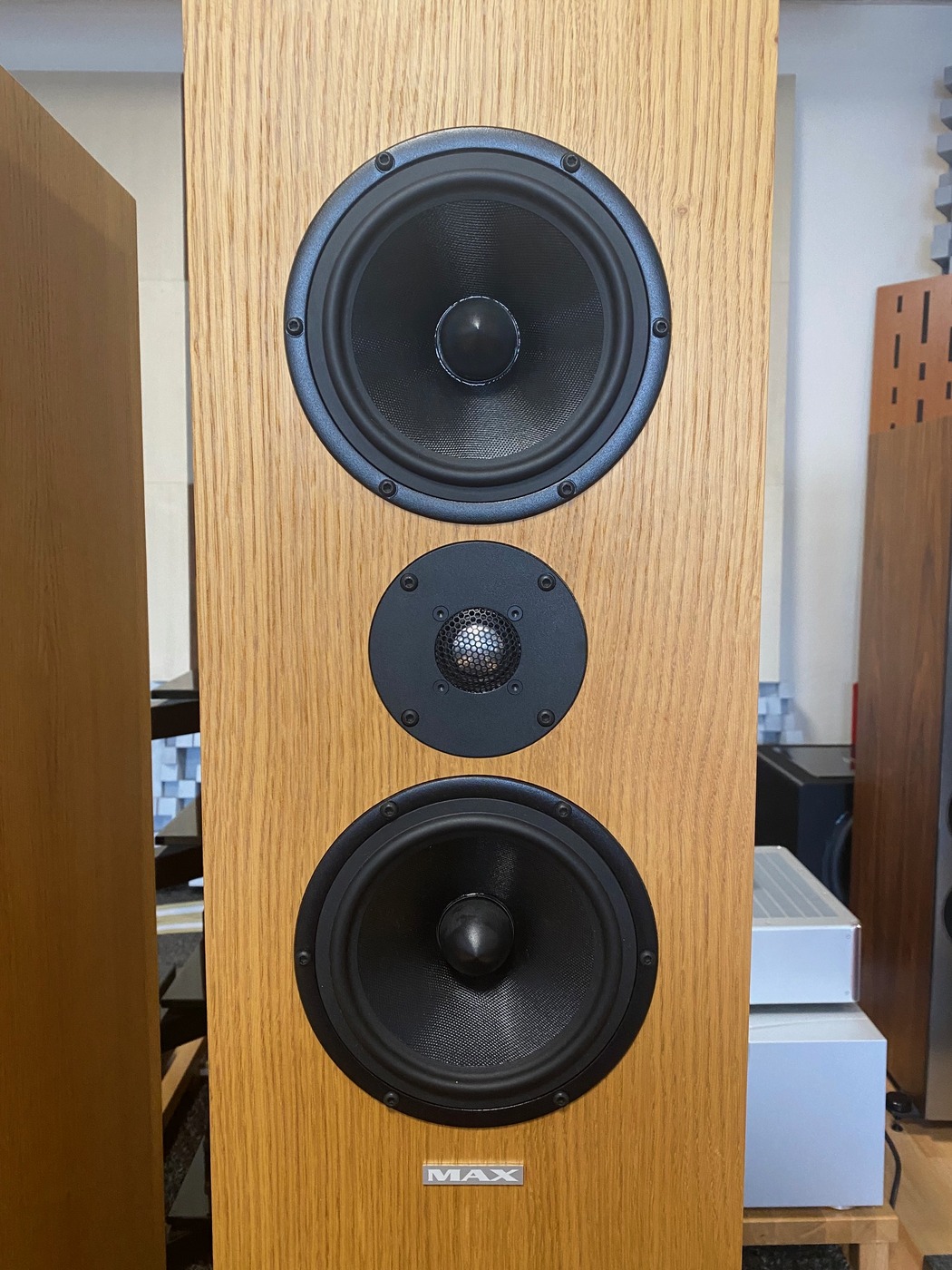 Max Audio MAX High-End Audio sloupové/podlahové repro/reproduktory/reprosoustavy světlý dub