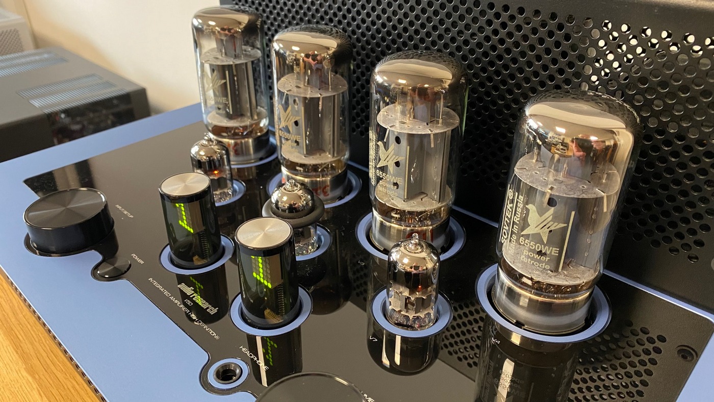 Audio Research I/50 High-End Audio lampový integrovaný zesilovač modro černý
