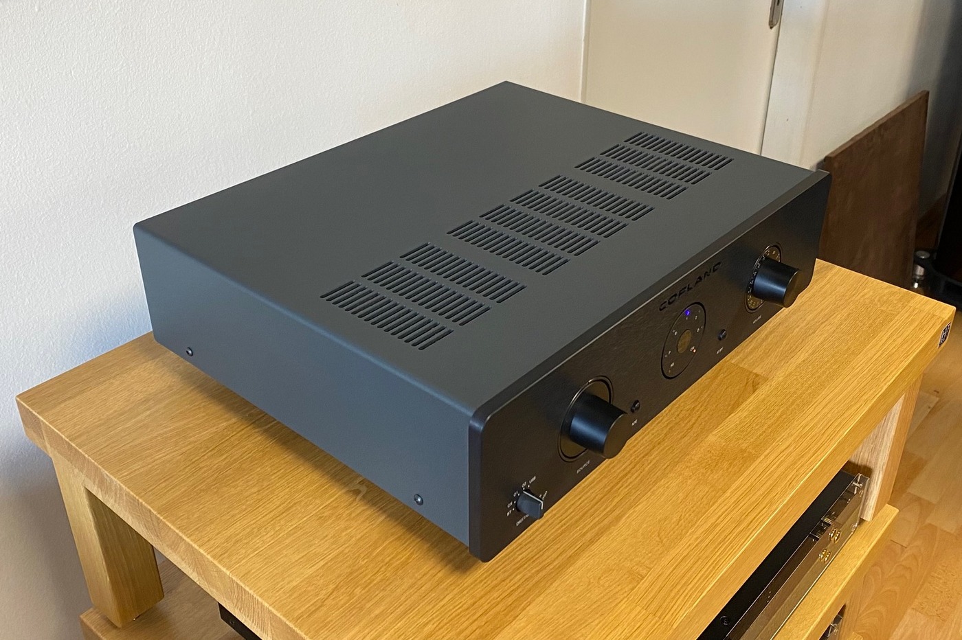 Copland CSA 100 High-End Audio integrovaný zesilovač, phono/gramofonový MM předzesilovač a převodník/DAC černý