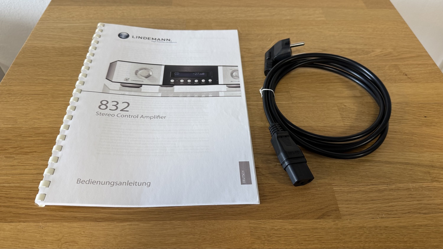 Lindemann 832 High-End Audio analogový předzesilovač