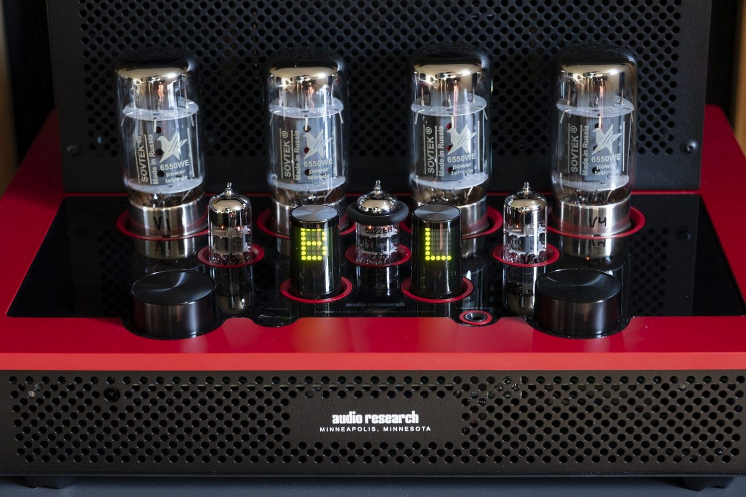 Audio Research I/50 high-endový lampový integrovaný zesilovač červený