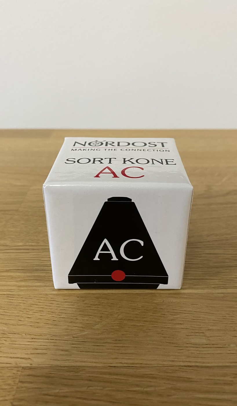 Nordost SORT KONE AC High-End Audio antirezonační podložka