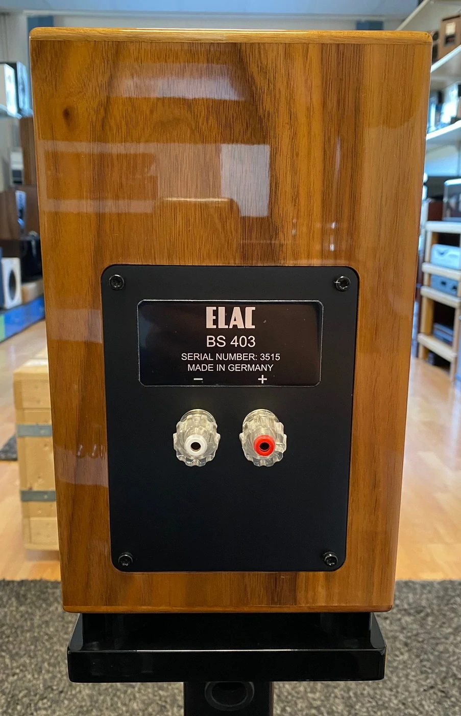 Elac BS 403 High-End Audio regálové/stojanové repro/reproduktory/reprosoustavy lesklý ořech
