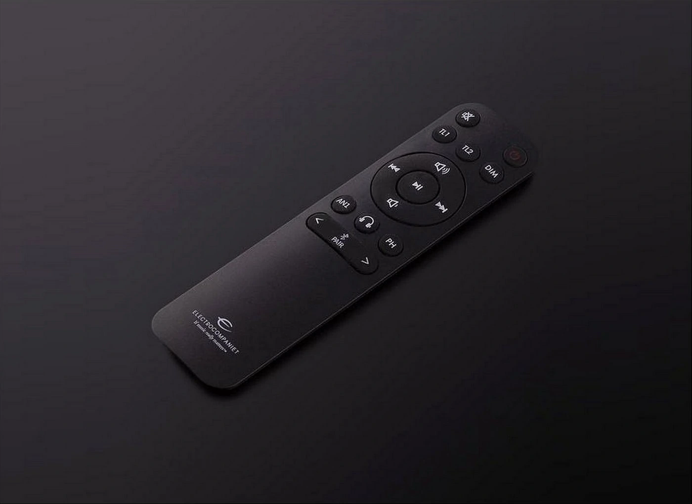 Electrocompaniet ECI 80D High-End Audio integrovaný zesilovač, phono/gramofonový MM předzesilovač a převodník/DAC černý