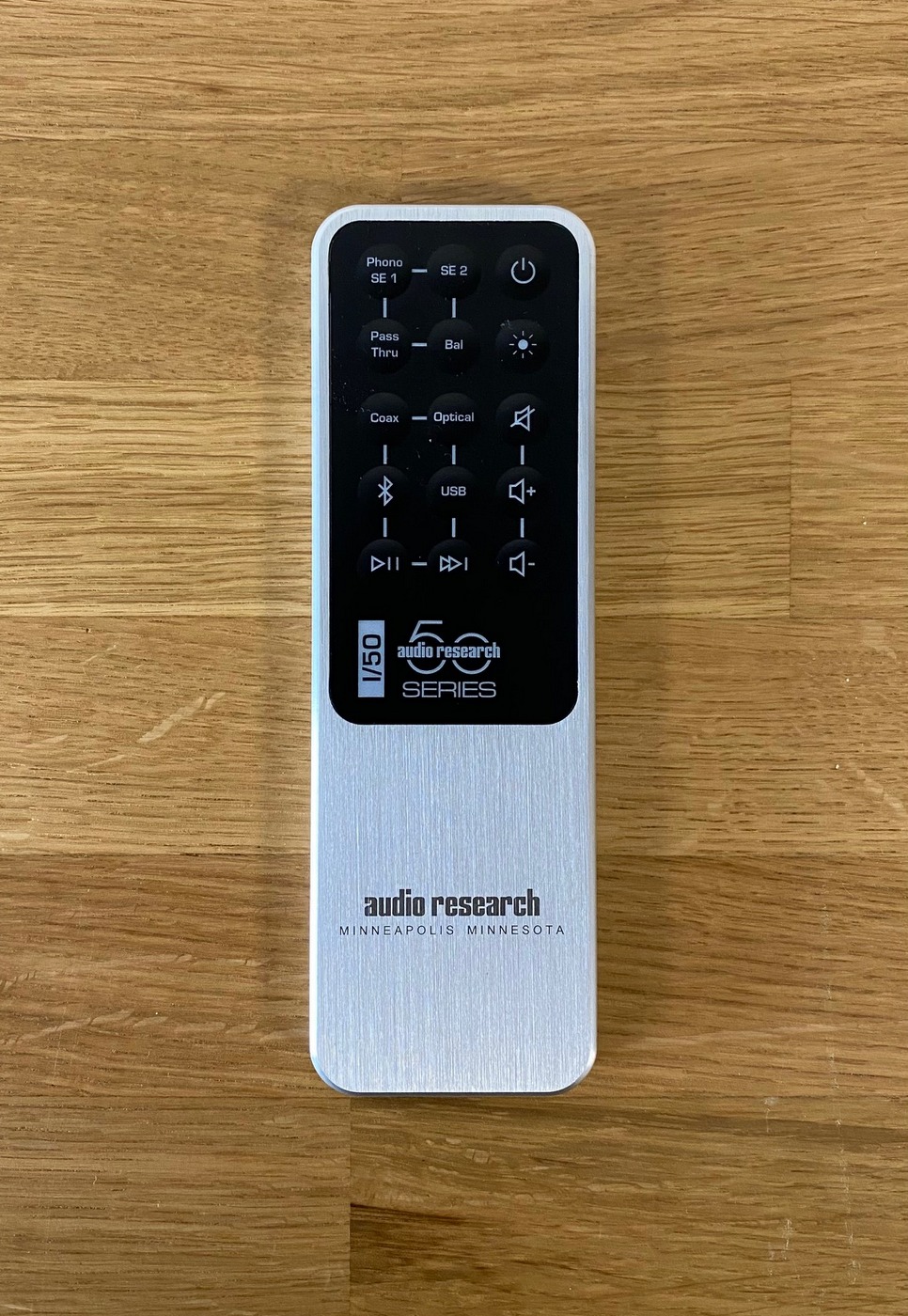 Audio Research I/50 High-End Audio lampový integrovaný zesilovač modro černý