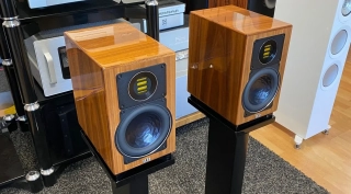 Elac BS 403 High-End Audio regálové/stojanové repro/reproduktory/reprosoustavy lesklý ořech