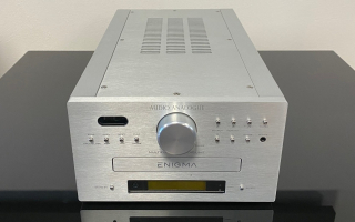 Audio Analogue Enigma High-End Audio systém vše v jednom - integrovaný zesilovač, CD přehrávač a tuner stříbrný