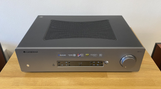 Cambridge Audio CXA81 lunarní šedá