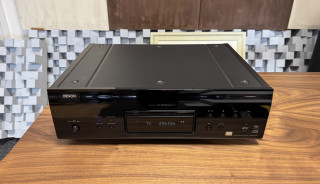 Denon DCD-A100 Anniversary SACD/CD přehrávač a D/A převodník černý