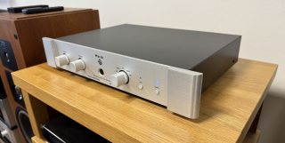Marsh Sound Design MSD-p2000b High-End Audio analogový předzesilovač stříbrný