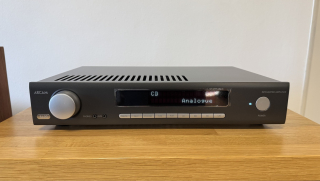 Arcam SA20 High-End Audio integrovaný zesilovač, DAC, včetně phono MM