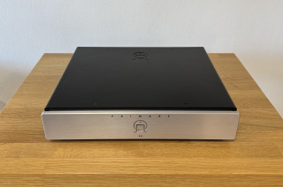 Primare R15 high-endový gramofonový MM/MC předzesilovač